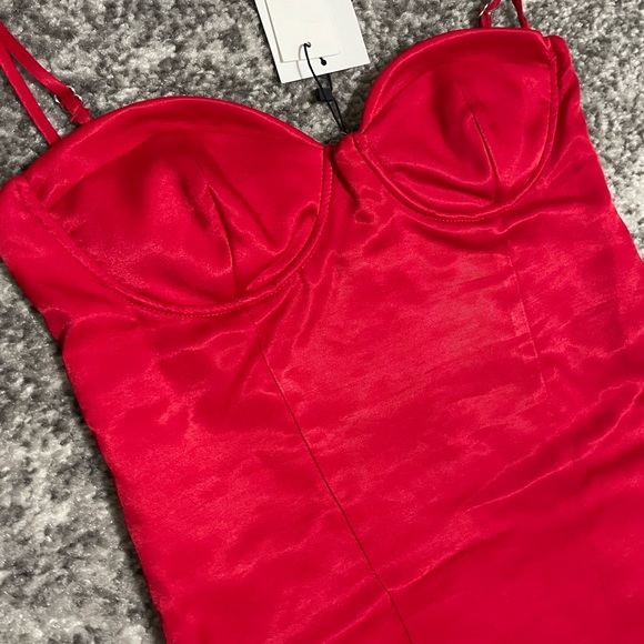 Sold 🟥 Zara Red Bodysuit - Picture 4 of 5